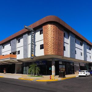 Hotel Puerta Del Sol